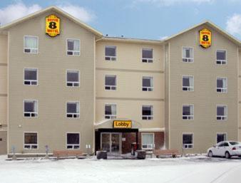 Super 8 By Wyndham Yellowknife Esterno foto